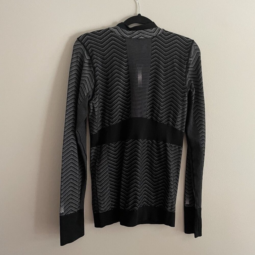 Athleta Sz L Chevron Outdoor Full Zip Lightweight Base Layer Andes Hybrid Jacket - Picture 9 of 10